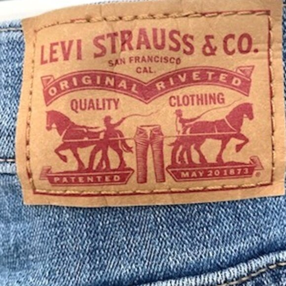 Levis Blue Denim Jeans Classic Straight Women's Sz 8 Distressed - Picture 4 of 7